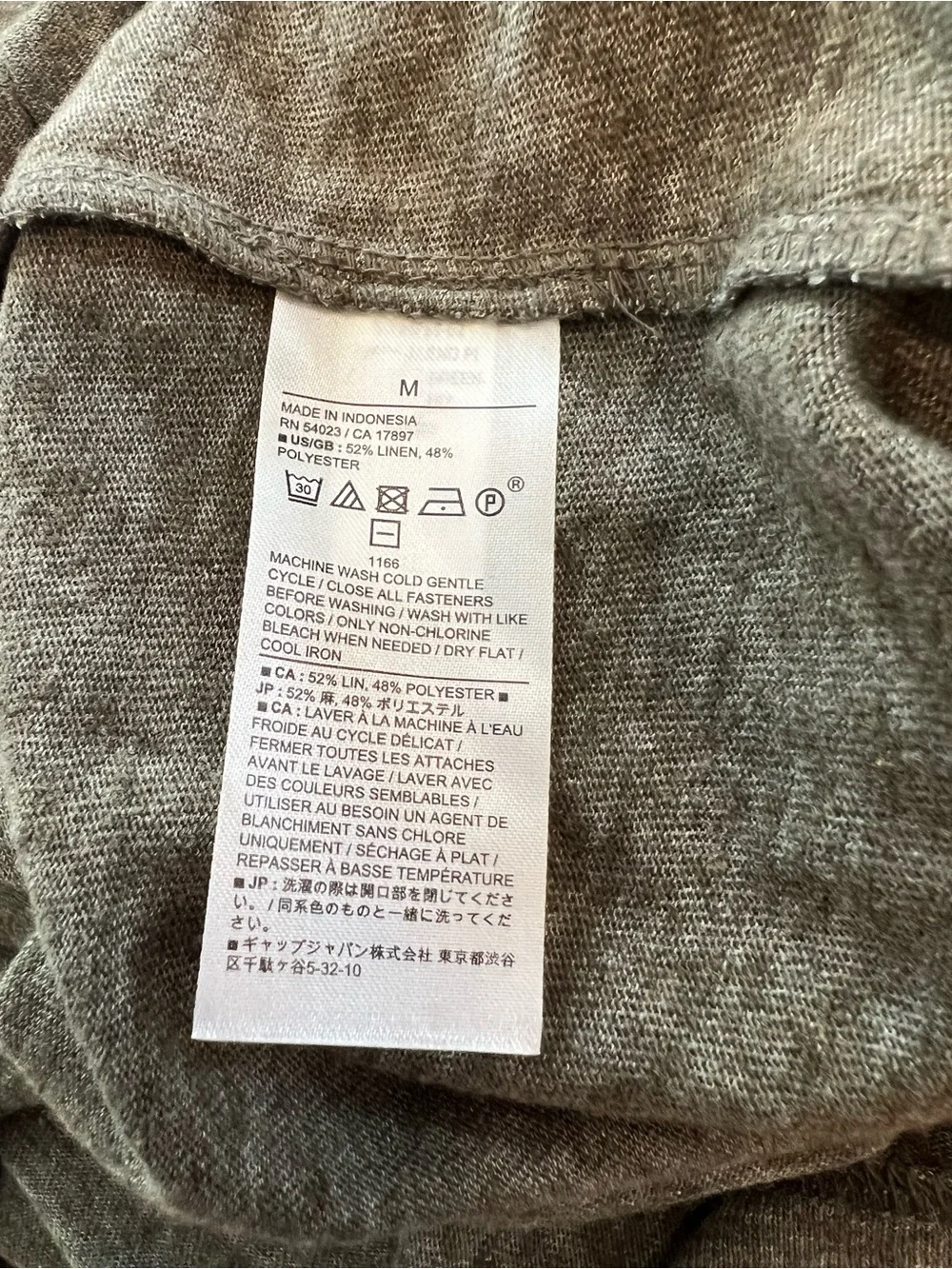 Banana Republic Linen BlendGray Short Sleeve Button-Up Knit Polo